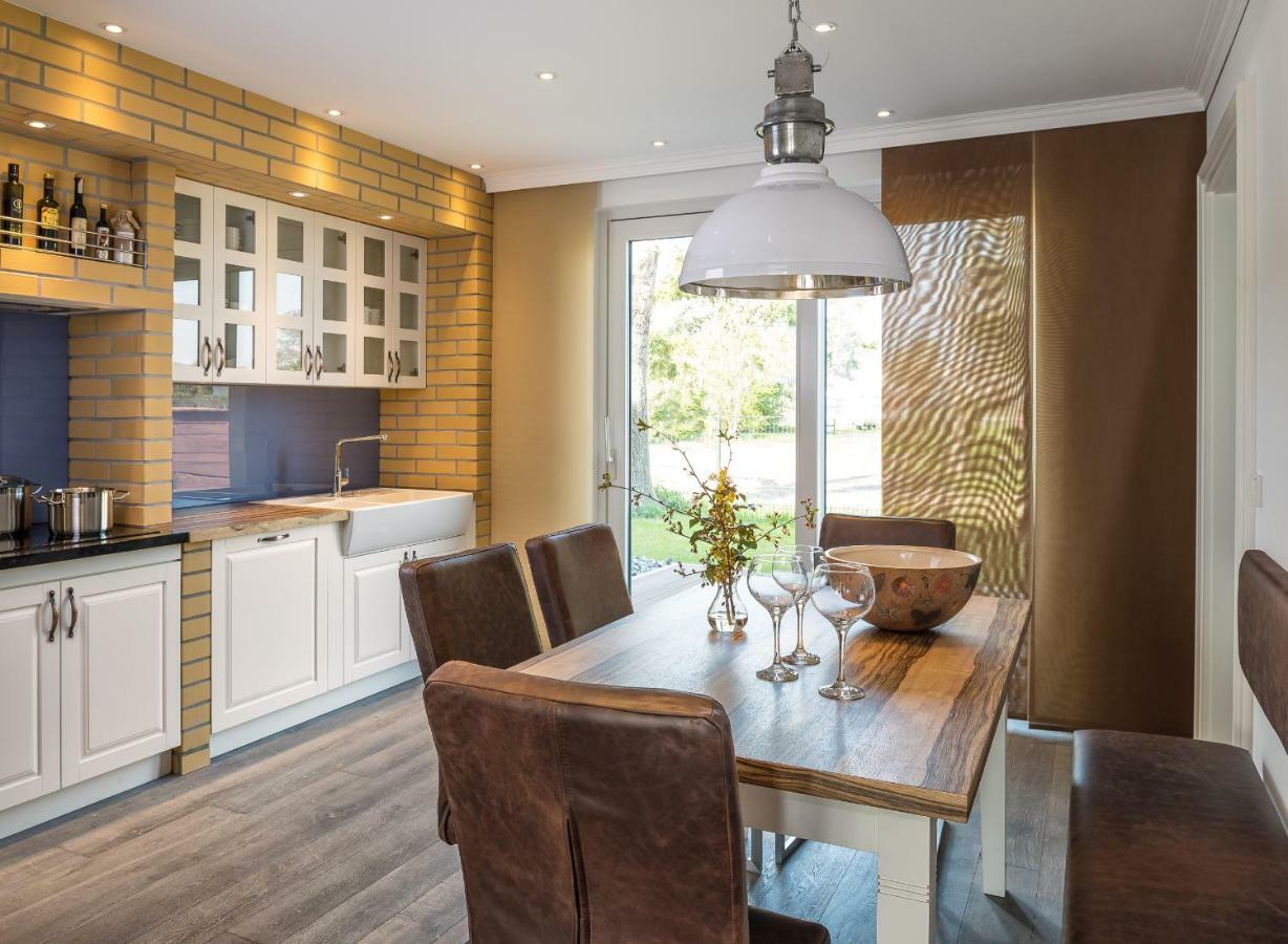 Villa Lotsenhaeuser Ruegen - Luxus Ferienhaus - 3 Schlafzimmer - Sauna - Dachterrasse Mit Boddenblick Бреге Экстерьер фото